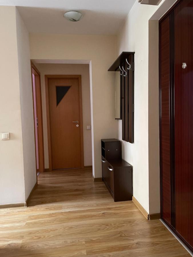 Appartement Cerna Apartament à Braşov Extérieur photo